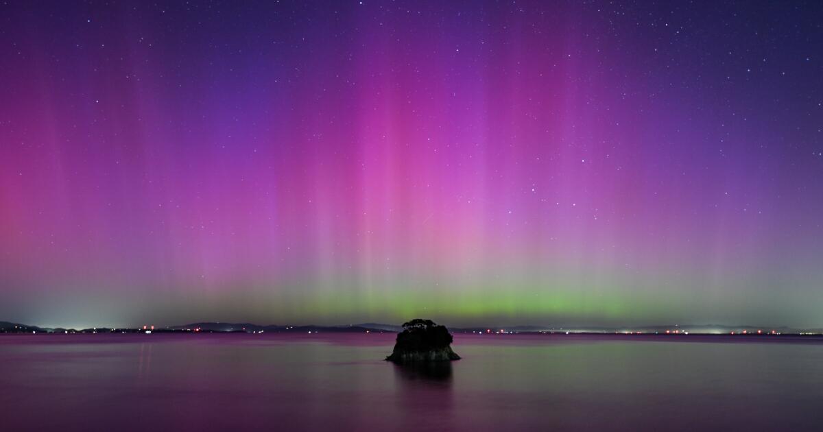 The northern lights have been barely seen in L.A. Superb pictures present what we missed