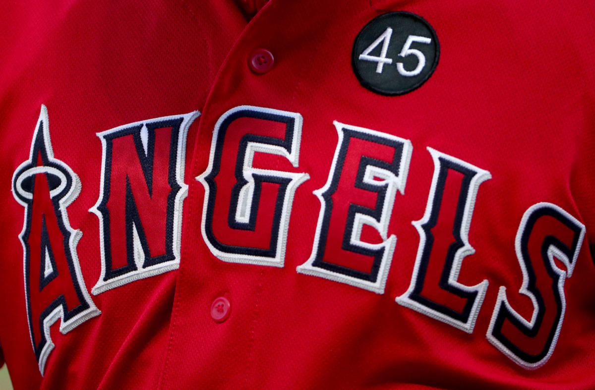 A view of a Los Angeles Angels jersey with a patch to honor Tyler Skaggs.