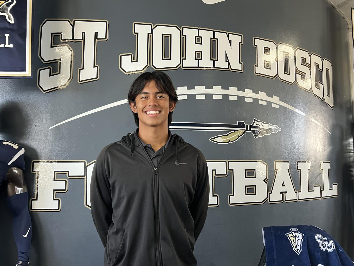 Senior Caleb Sanchez is 4-1 as the starting quarterback to St. John Bosco.