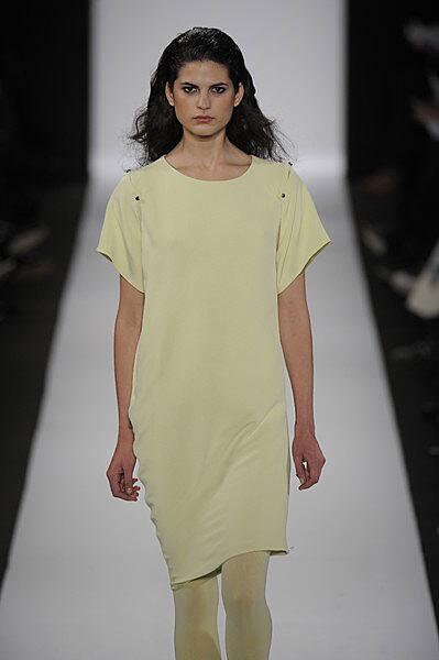 Fall 2009 New York Fashion Week: Narciso Rodriguez