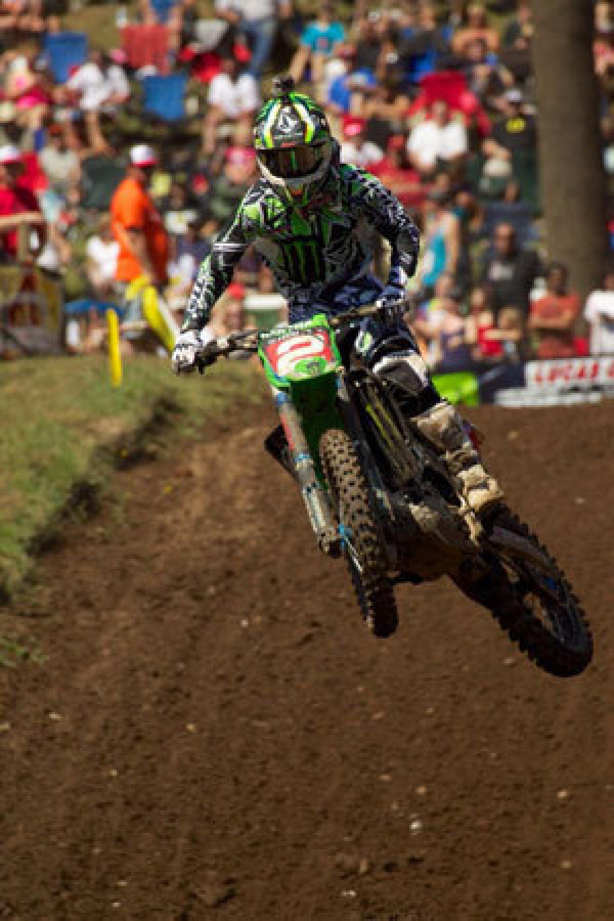 Ryan Villopoto has clinched the title in the premier 450 class of the Lucas Oil Pro Motocross Championship.