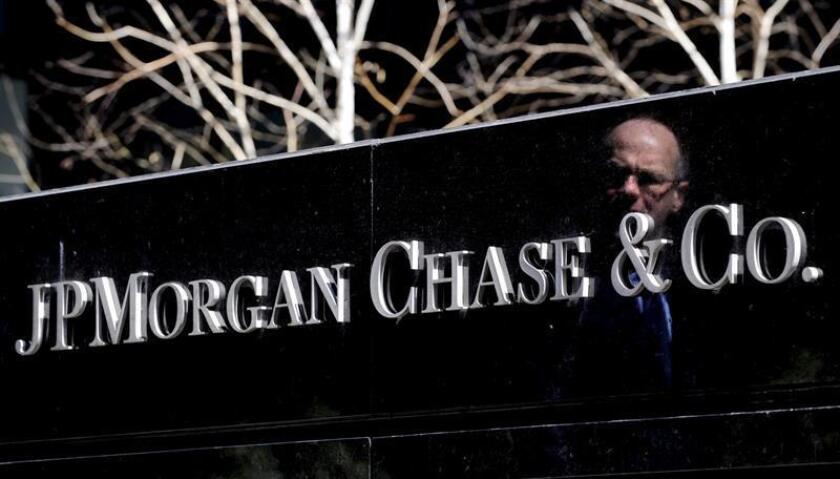 Fotografía de archivo que muestra una señal de JP Morgan Chase en Nueva York, Nueva York, EE.UU.: EFE/Archivo