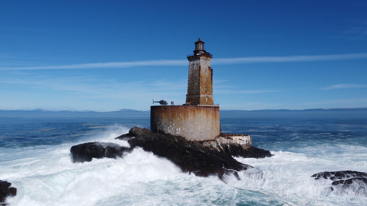 Old Lighthouse Remote California's most remote lighthouse reopens to the public - Los Angeles ...