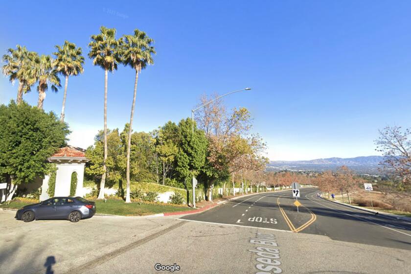 Tarzana, California-March 8, 2023-Police investigate a fatal shooting in Tarzana, California on March 8, 2024 (Google Maps)