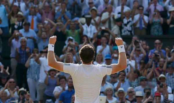 Murray wins Wimbledon