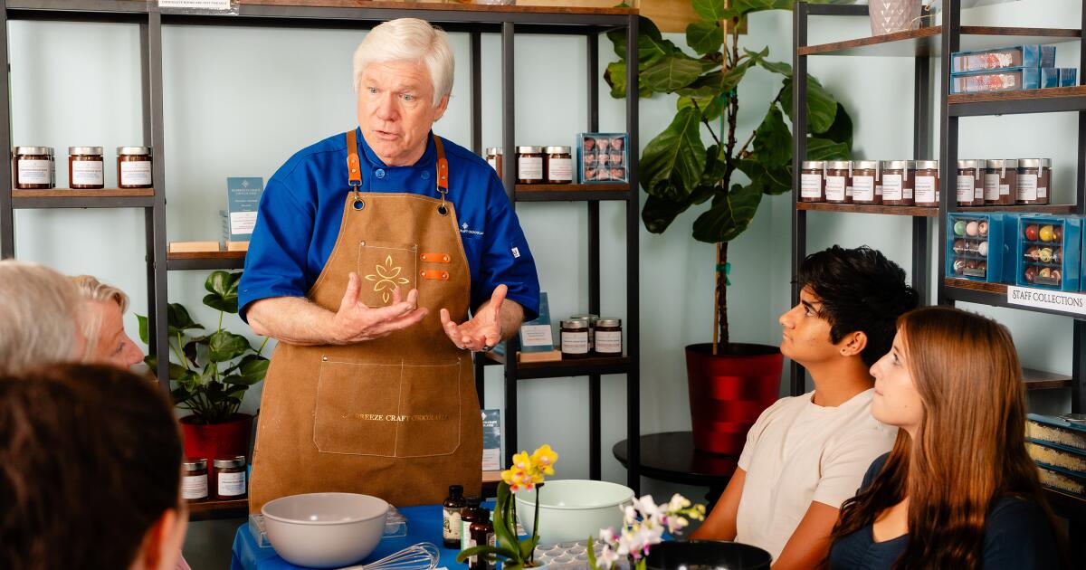 El chocolatero de Carmel Valley crea exquisitos dulces El chocolatero de Carmel Valley crea exquisitos dulces