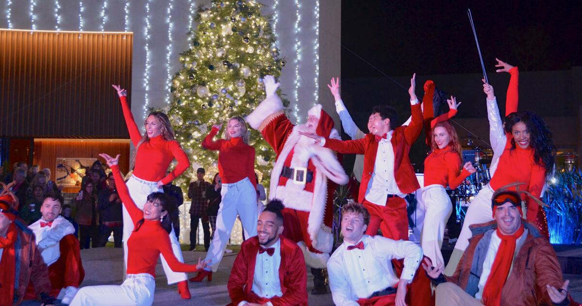 Música, dulces y Papá Noel dan la bienvenida a la temporada en VEA
