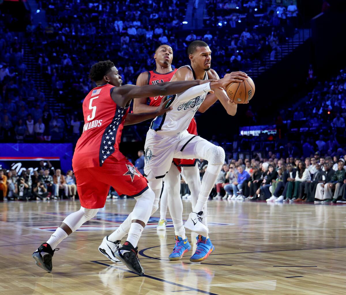 লুকা ডনসিক এবং লেব্রন জেমস একমত যে লেকারদের এগিয়ে যাওয়ার জন্য সবচেয়ে গুরুত্বপূর্ণ ফ্যাক্টর কী লুকা ডনসিক এবং লেব্রন জেমস একমত যে লেকারদের এগিয়ে যাওয়ার জন্য সবচেয়ে গুরুত্বপূর্ণ ফ্যাক্টর কী