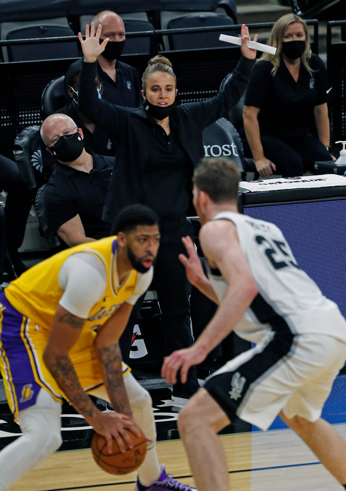 San Antonio Spurs assistant Becky Hammon took over head coaching duties after Gregg Popovich was ejected.