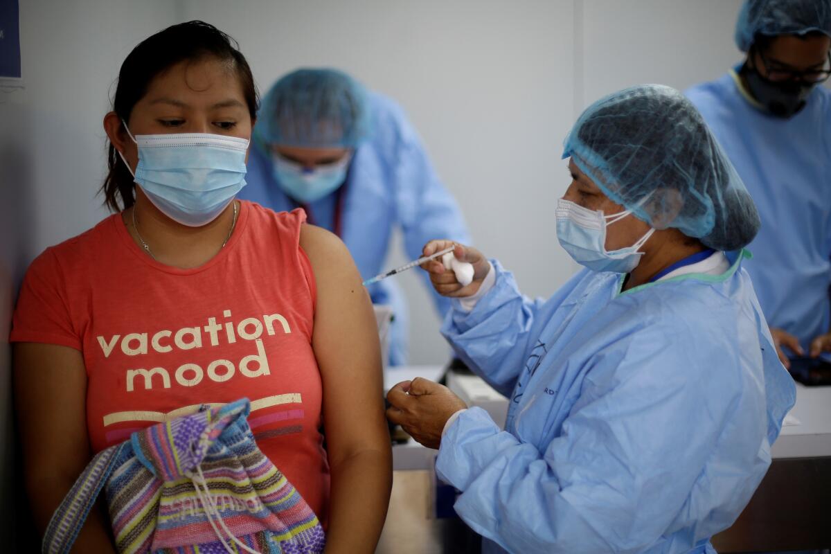 El Gobierno de El Salvador lanza un certificado digital de vacunación anticovid