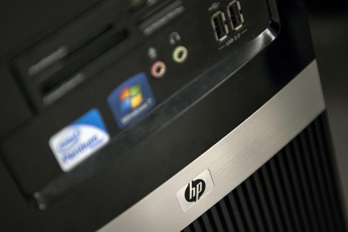 Hewlett-Packard said it's buying mobile networking group Aruba Networks for $2.7 billion.