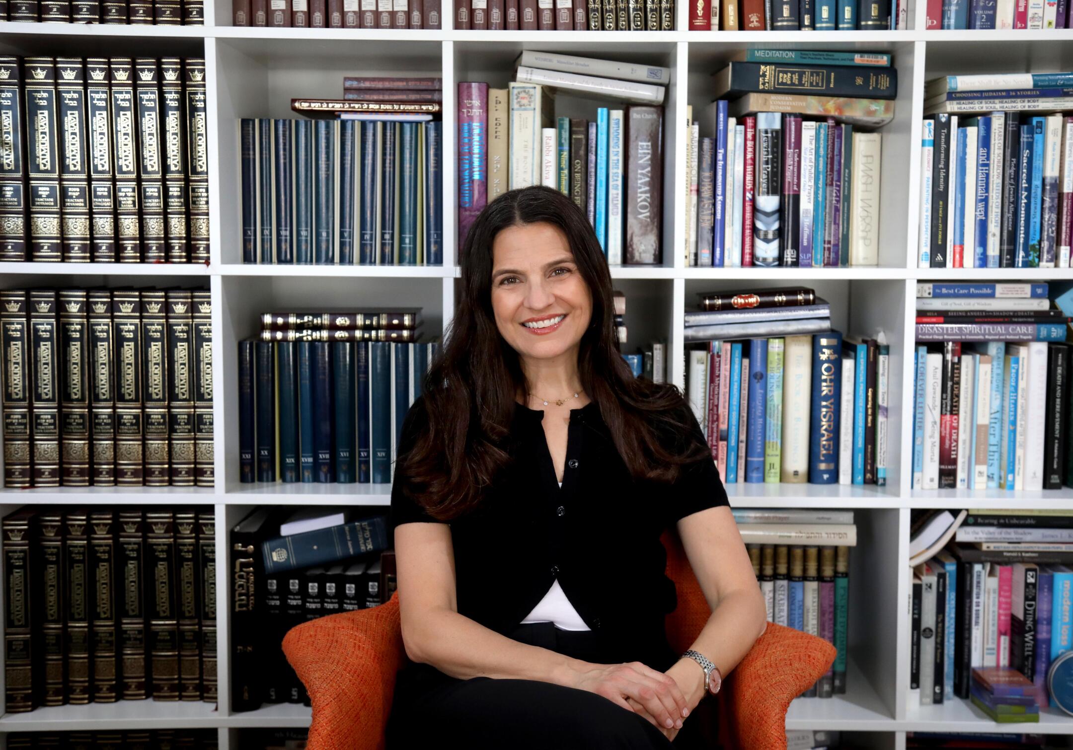 Influential L.A. rabbi Sharon Brous wants to heal a 'world on fire ...