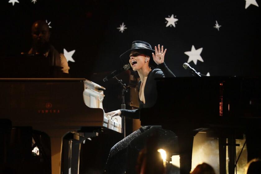LOS ANGELES, CA - February 10, 2019 Host Alicia Keys performs onstage during the 61st GRAMMY Awards at STAPLES Center in Los Angeles, CA. Sunday, February 10, 2019. (Robert Gauthier / Los Angeles Times)