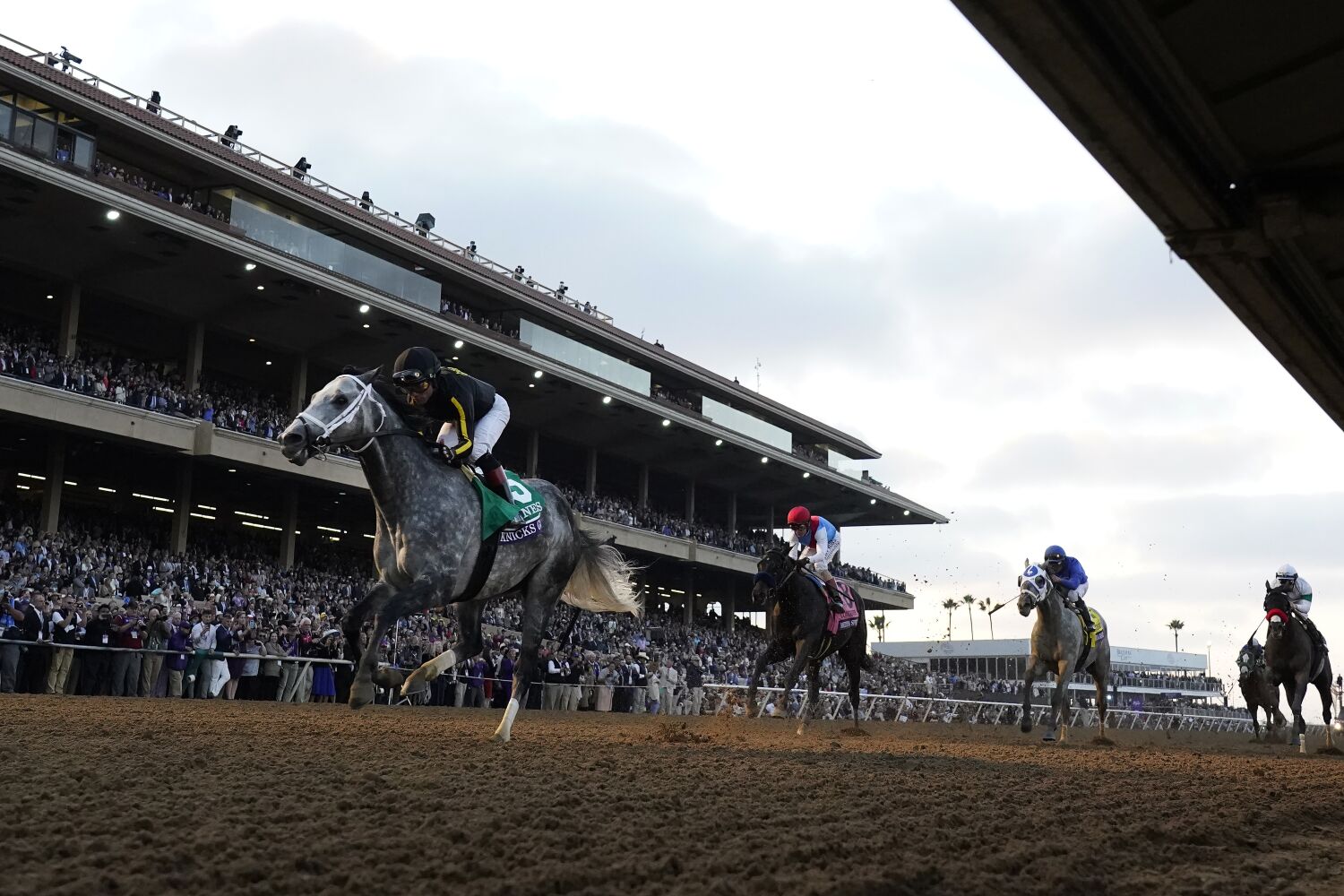 Breeders' Cup to return to Del Mar in 2024 for a third engagement
