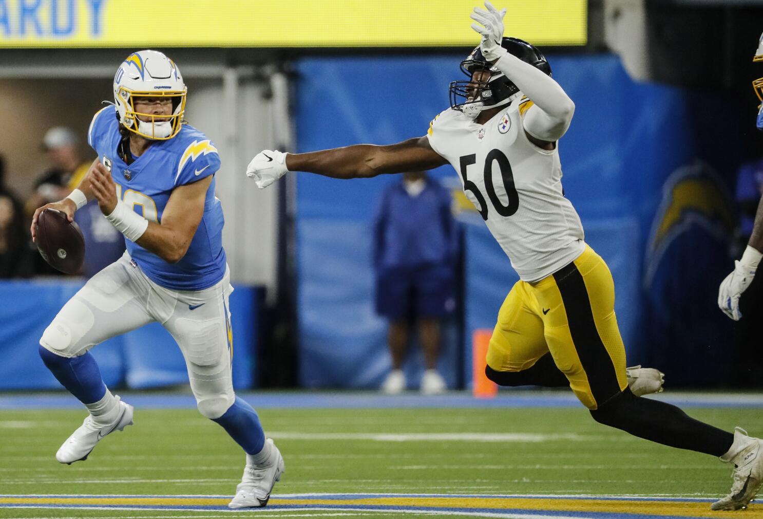 Chargers Beat Steelers, 41-37, in Week 11 of 2021 Season