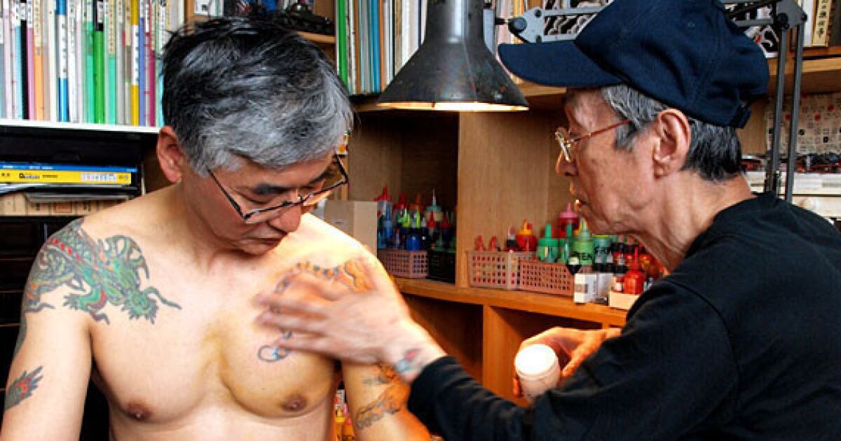 Horihide still practices the dying art of hand tattoo - Los Angeles Times