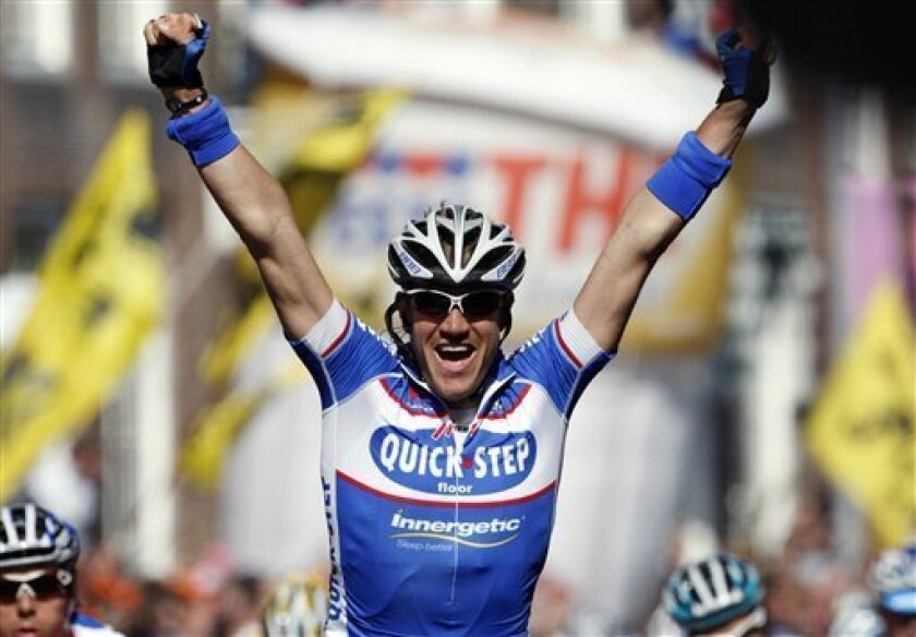 Belgian Cyclist Wouter Weylandt Dies In Giro Crash The San Diego Union Tribune