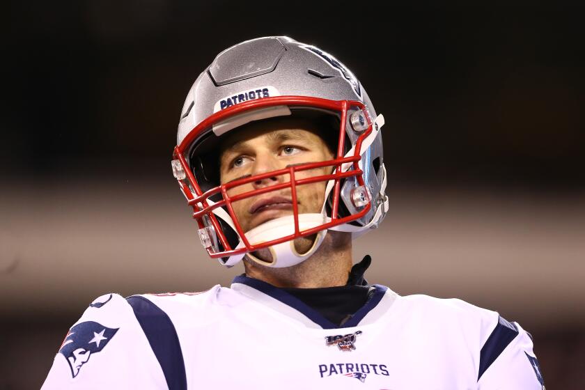 PHILADELPHIA, PENNSYLVANIA - NOVEMBER 17: Tom Brady #12 of the New England Patriots reacts during the first half against the Philadelphia Eagles at Lincoln Financial Field on November 17, 2019 in Philadelphia, Pennsylvania. (Photo by Mitchell Leff/Getty Images)