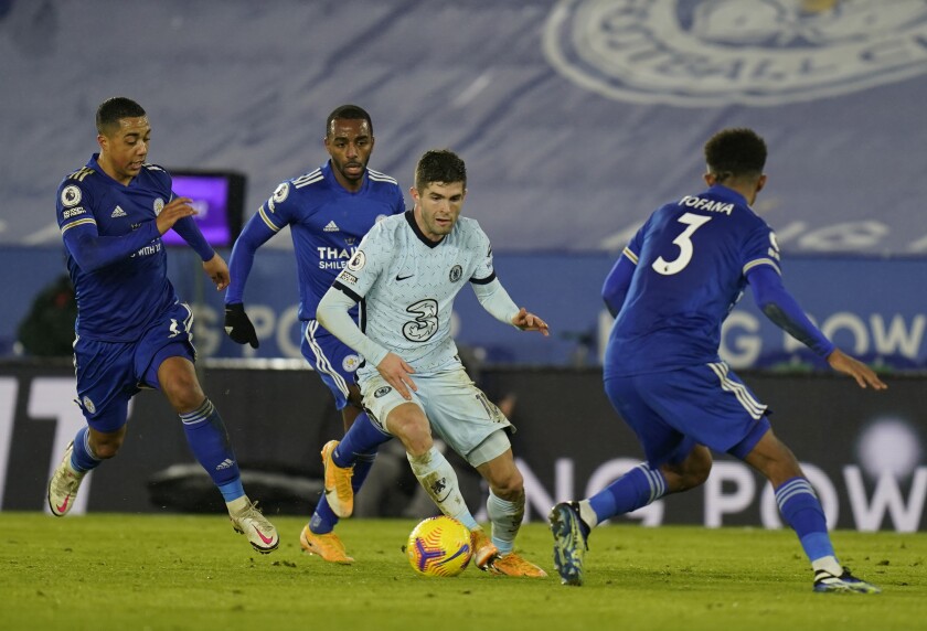 American star Christian Pulisic draws the attention of Leicester City defenders during a Premier League game Jan. 19, 2021.