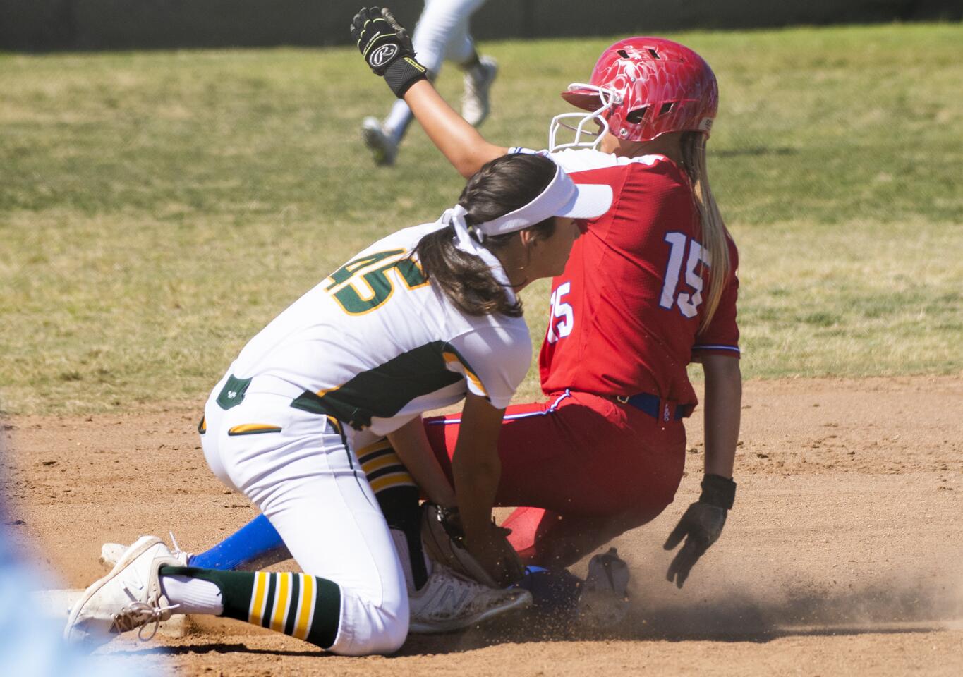 Photo Gallery: Edison vs. Los Alamitos in softball