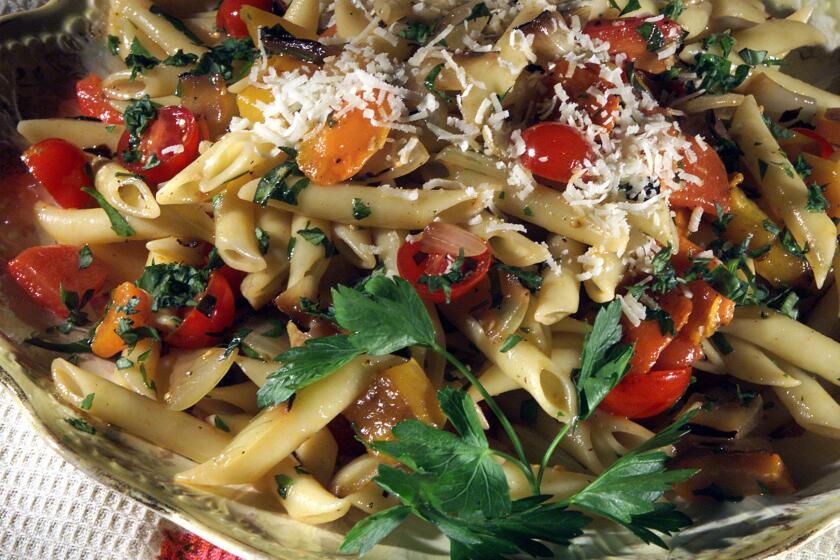 Penne with grilled vegetables.
