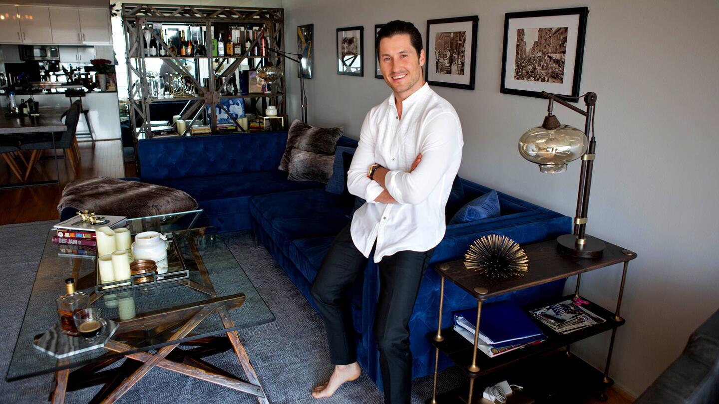 The "Dancing With the Stars" regular wanted his condo to have a New York City vibe.