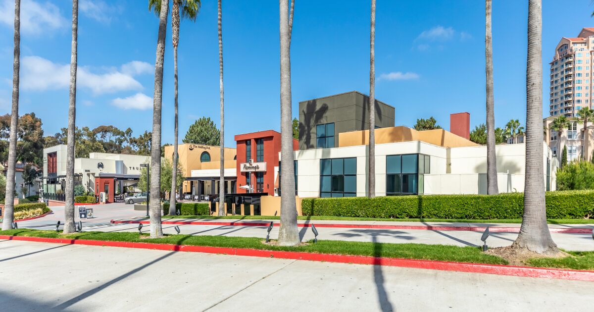 Fleming’s steakhouse of La Jolla is serving its last meal ahead of expected redevelopment of Aventine complex Fleming’s steakhouse of La Jolla is serving its last meal ahead of expected redevelopment of Aventine complex