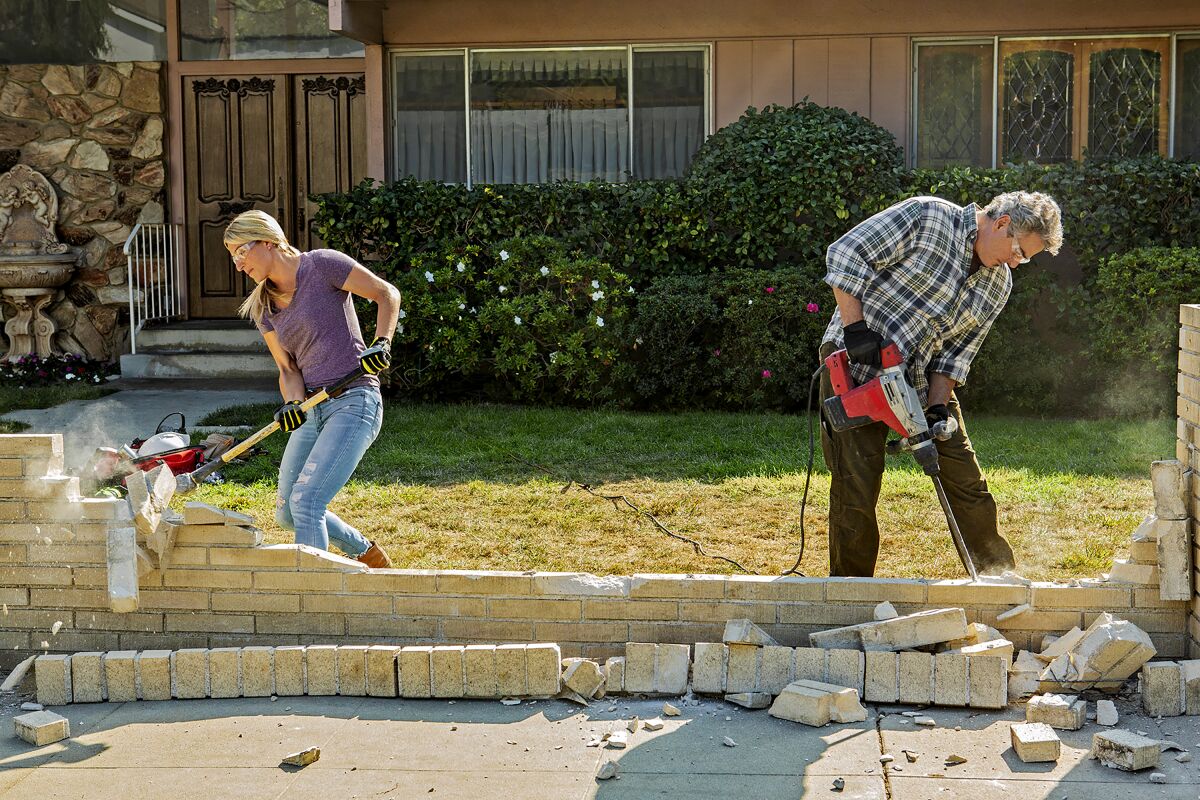 HGTV's "A Very Brady Renovation"