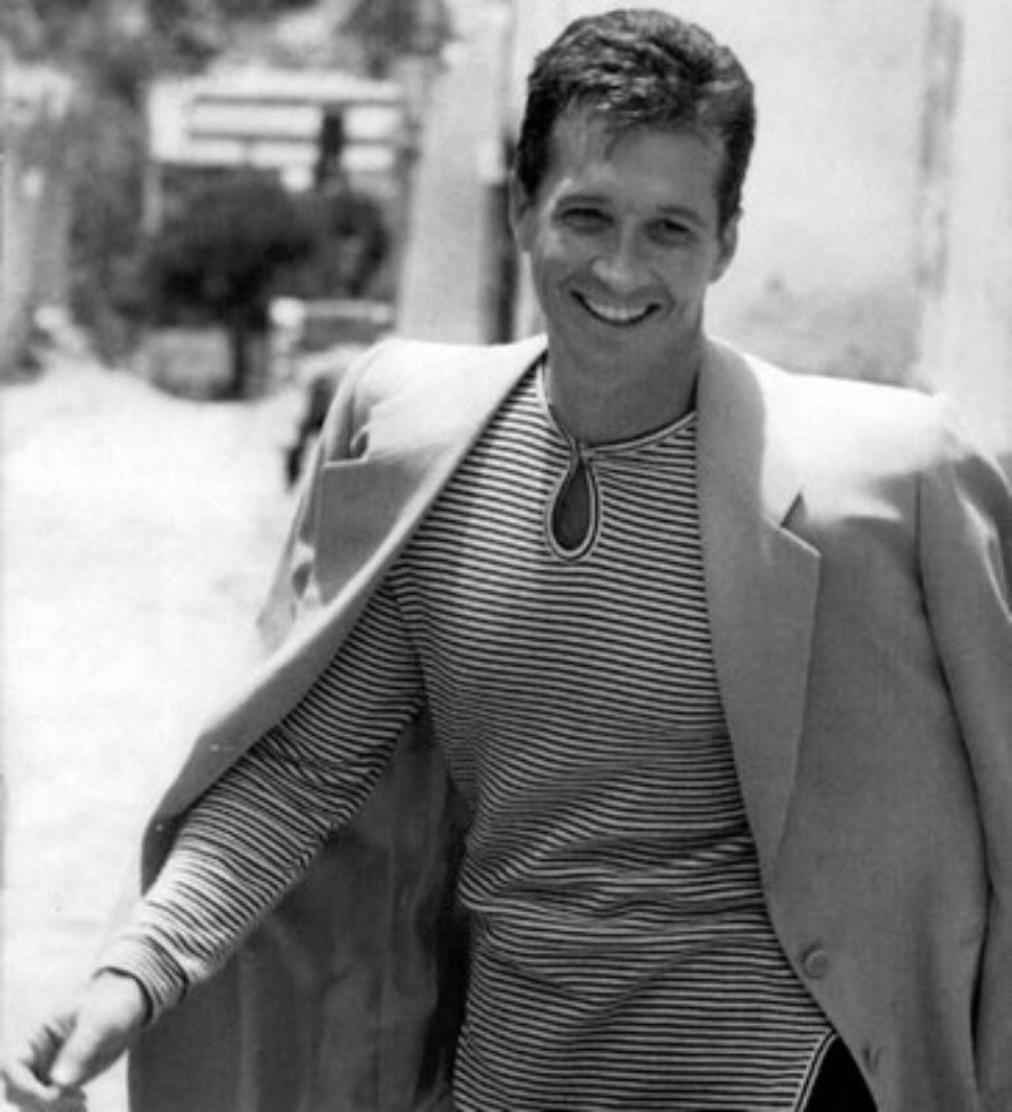 Emmanuel recuerda su vida y revela sus creencias antes de ofrecernos ...