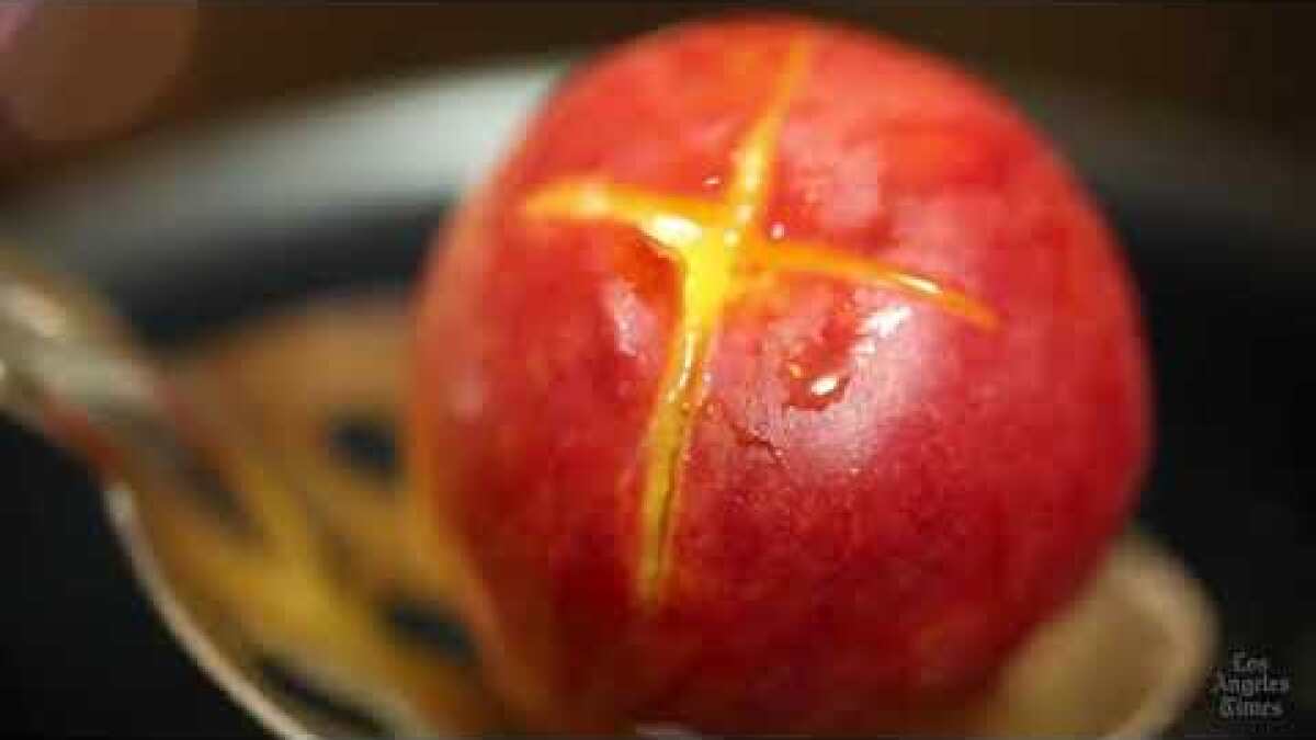 Video tip: Peel peaches and other stone fruits the easy way ...