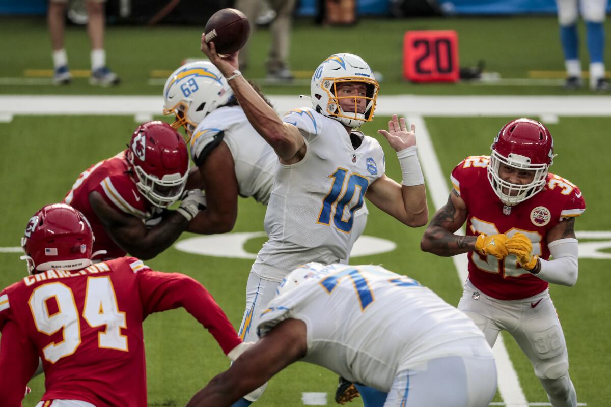 Justin Herbert says Los Angeles Chargers offense is putting pressure on  defense