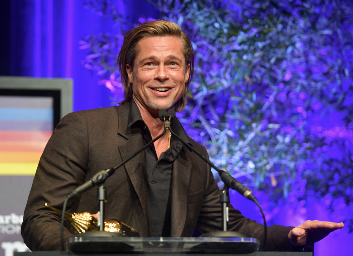 Brad Pitt al momento recibir su homenaje en el Festival de Cine de Santa Bárbara.