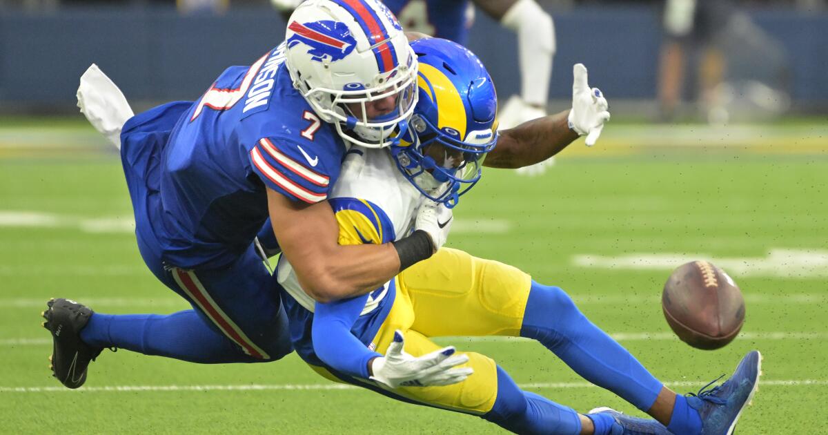 Photos  Rams lose in season opener to Buffalo Bills - Los Angeles Times