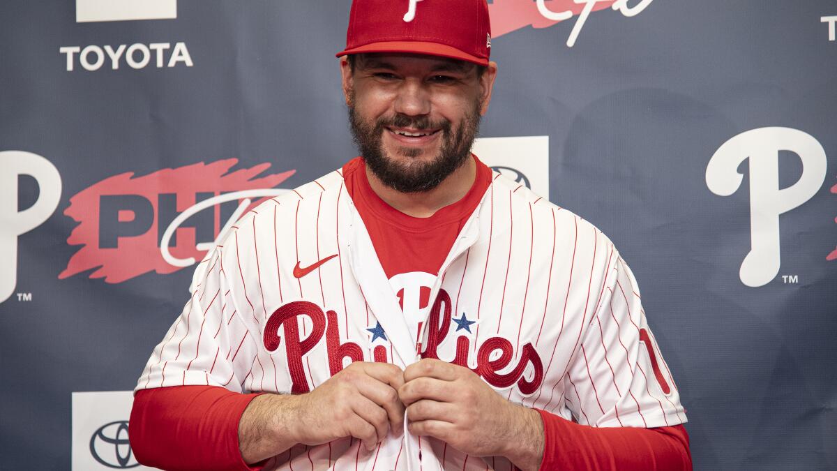 Kyle Schwarber fits in nicely with the Phillies - The San Diego  Union-Tribune