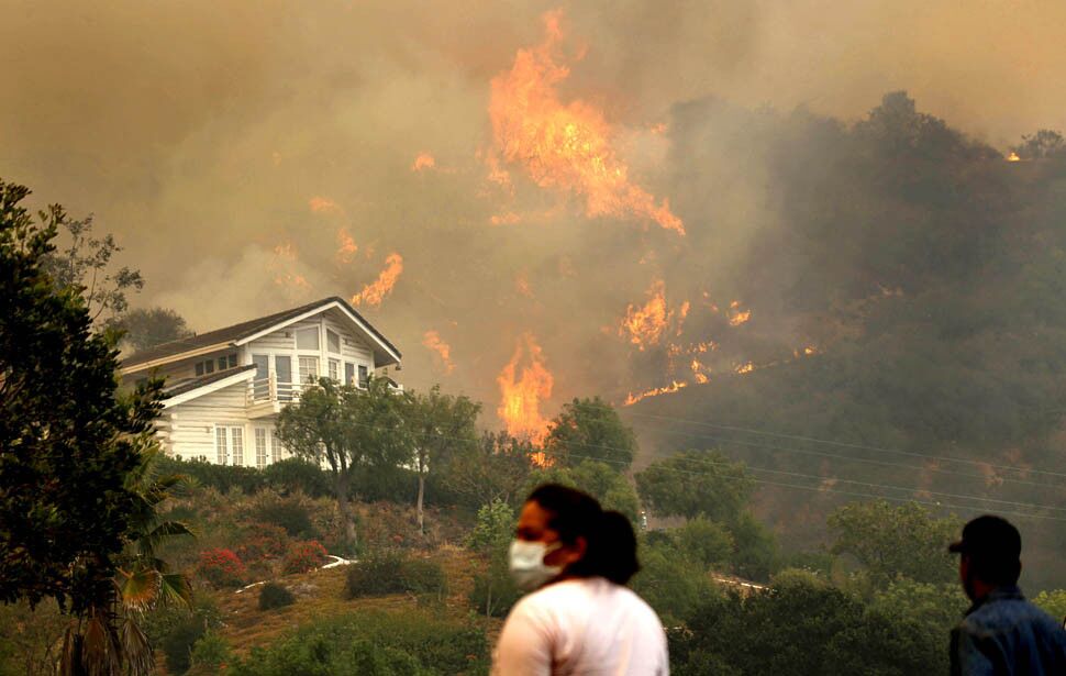 The Springs fire threatens homes in Hidden Valley.