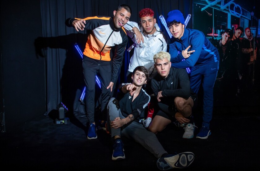 Ya Son Cnco Los Anos De Aventura Los Angeles Times ¡feliz dia de san valentin! ya son cnco los anos de aventura los