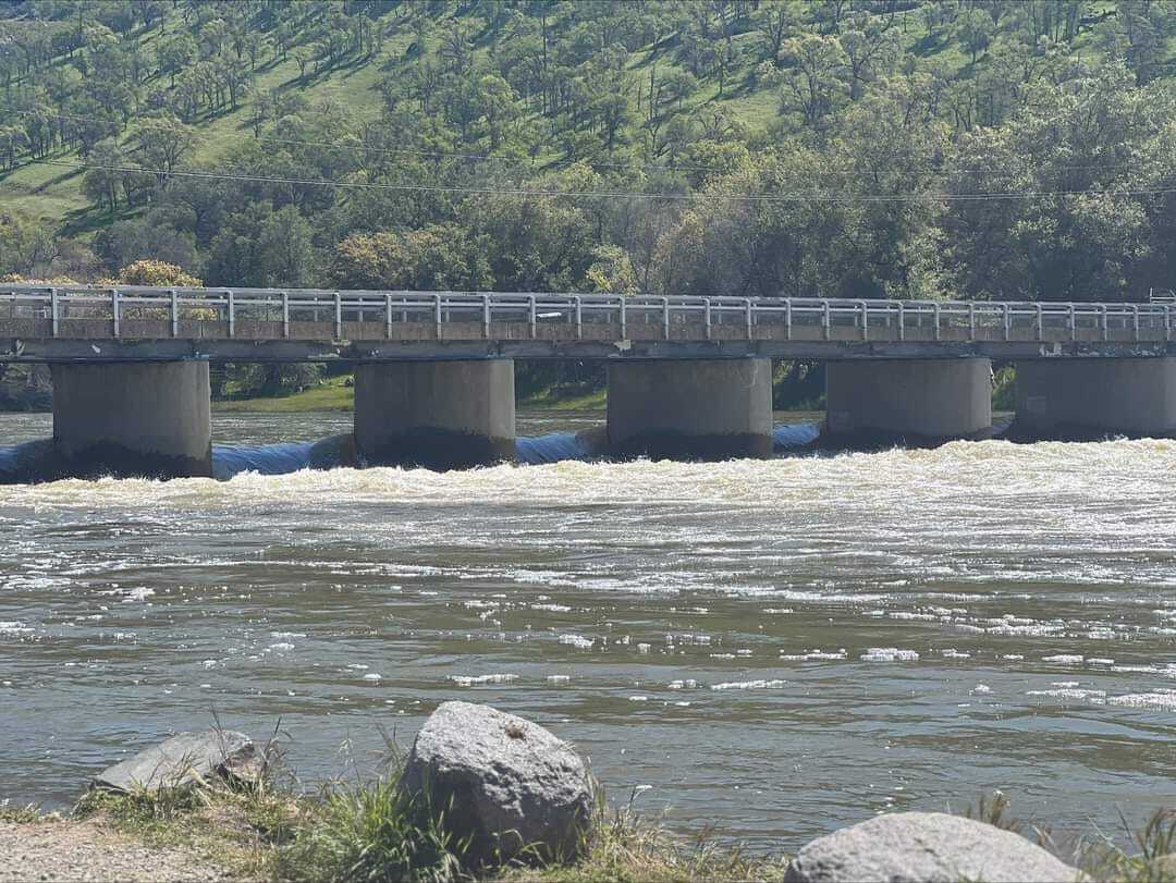 Bodies of 2 young siblings found in fast-moving Kings River
