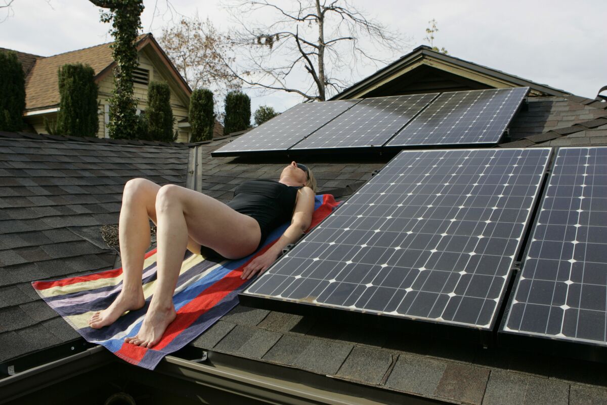 Los Angeles announced this week online permitting for solar panels, helping streamline the process for homeowners.