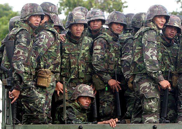 Thai soldiers