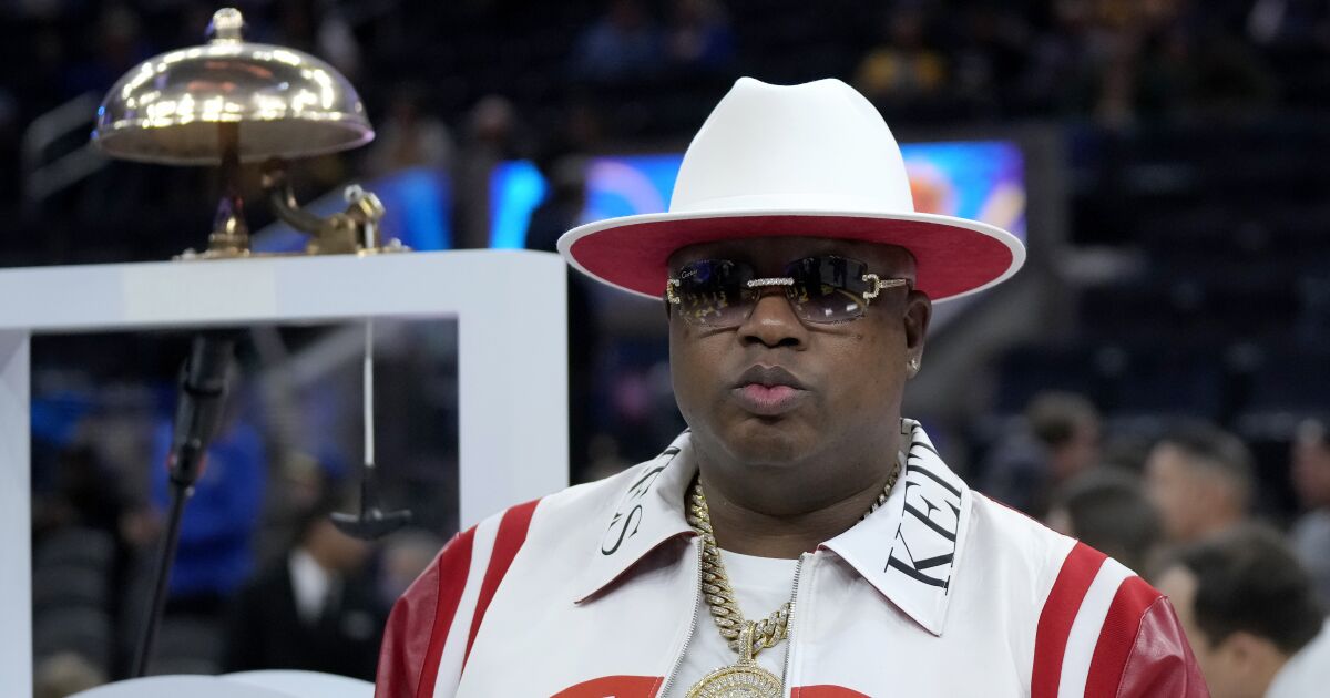 Rapper E-40 removed from Kings-Warriors game, cites ‘racial bias’