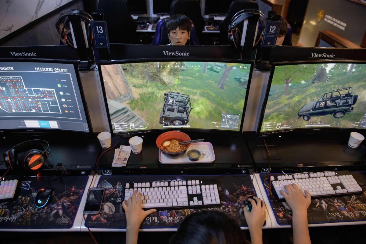 South Korea enjoys ultra-fast broadband and a vibrant internet culture, and internet cafes with powerful high-end computers catering to school-age gamers can be found on many street corners.