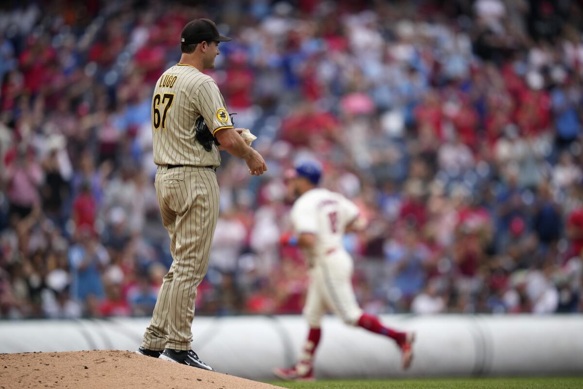 Tigers' Javier Baez didn't want to round the bases for 'home run