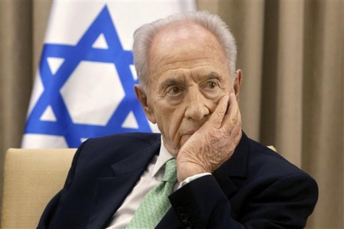 El ex presidente israelí y premio Nobel de la paz Simón Peres falleció hoy a la edad de 93 años dos semanas después de sufrir un accidente cerebrovascular, informaron fuentes del Hospital Shiva, de la localidad de Tel Hashomer.