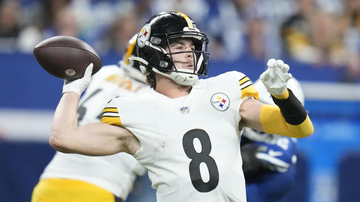 Steelers put together first winning streak of season by topping Falcons 