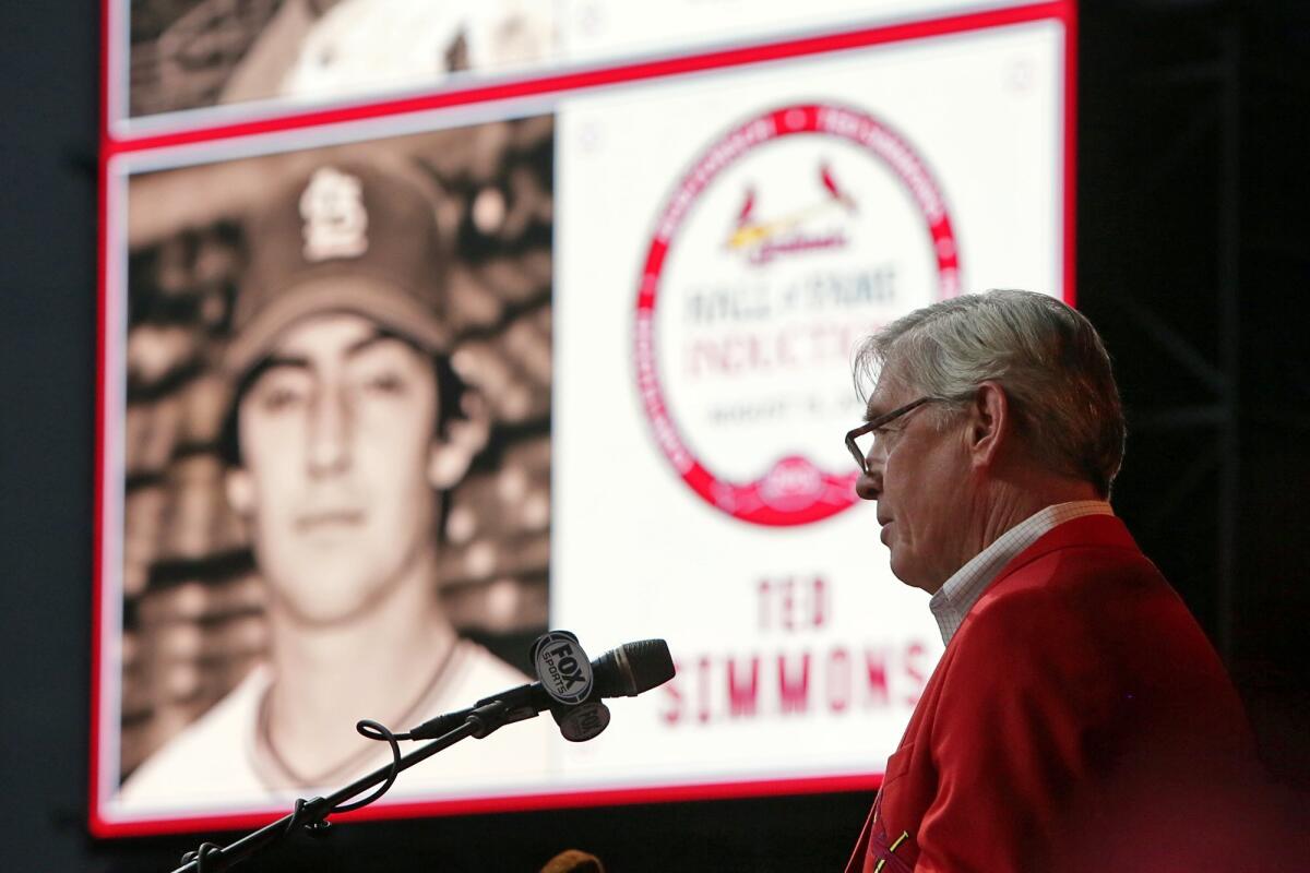 Ted Simmons officially inducted into Baseball Hall of Fame