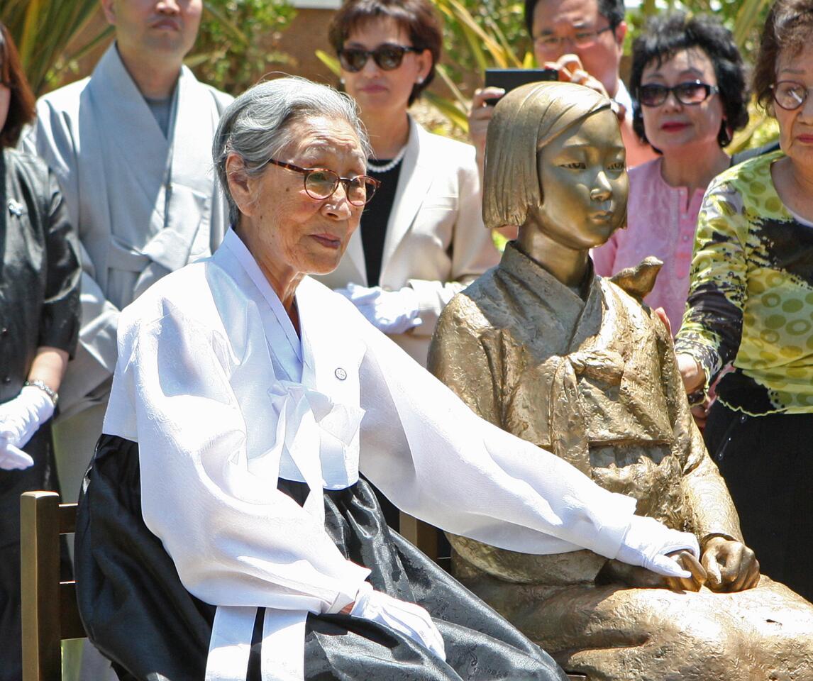 Photo Gallery: Comfort Women Memorial Monument unveiling