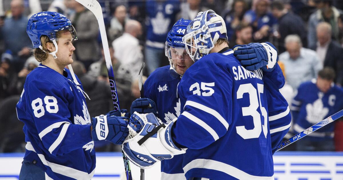 Toronto Maple Leafs' Rasmus Sandin Tosses Shade at William Nylander