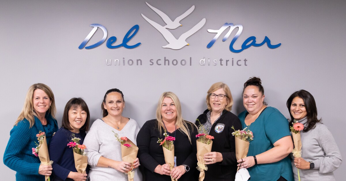 Del Mar district honors Torrey Hills teacher, health aides as employees of the year Del Mar district honors Torrey Hills teacher, health aides as employees of the year