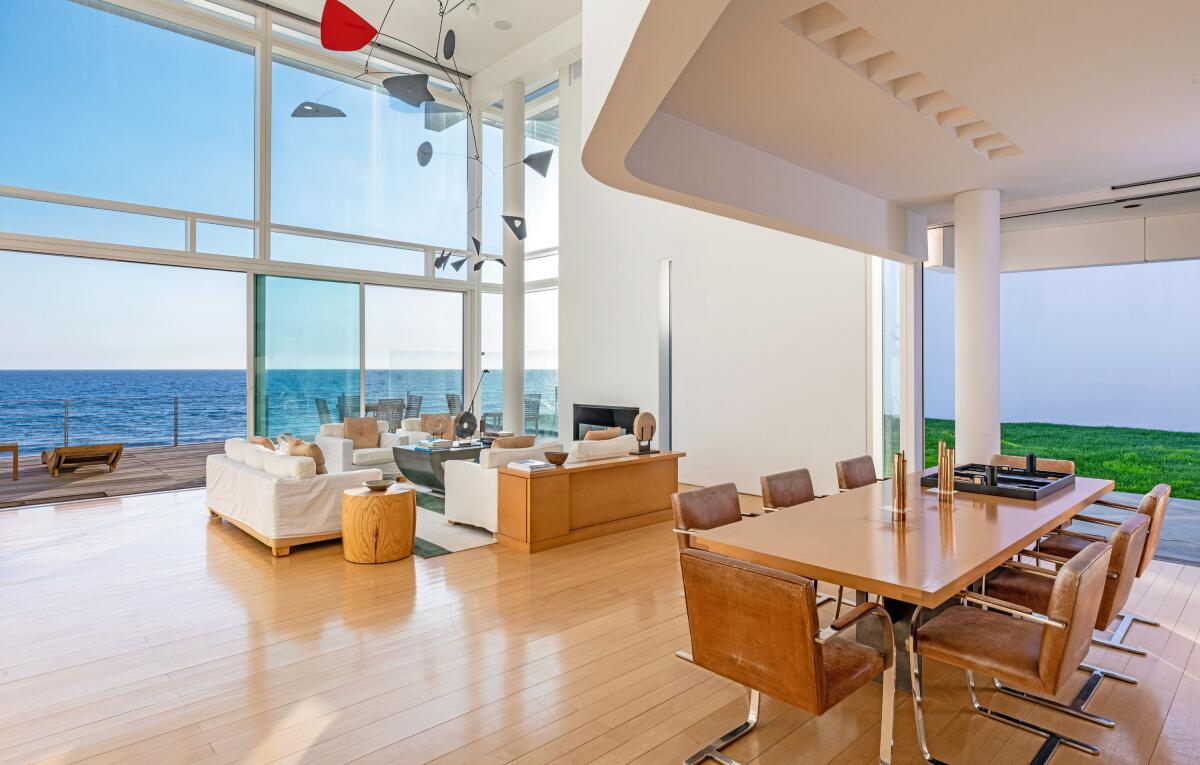 Billionaire philanthropist Eli Broad assembled the compound in the late 1990s and commissioned Getty Center architect Richard Meier to design the 5,374-square-foot residence. 