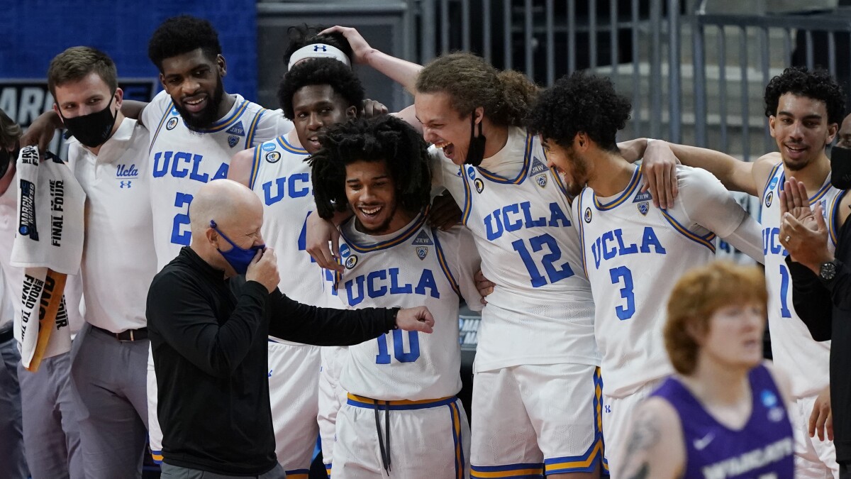 Ucla S Mick Cronin Touts College Basketball Over G League Los Angeles Times